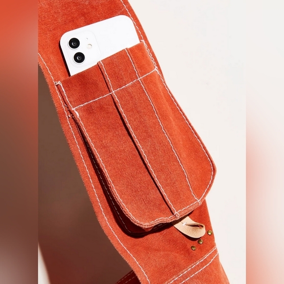 We The Free Waxed Canvas Sling - Picture 2 of 11